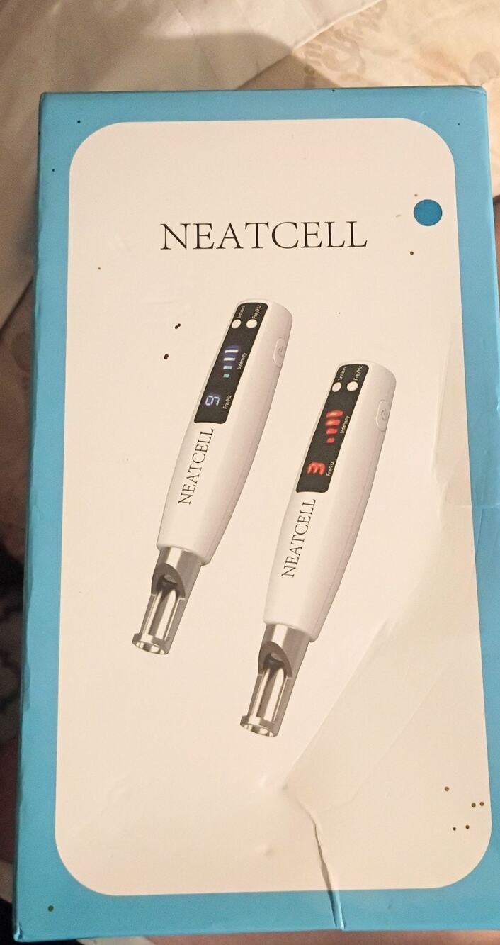 New In Box Never Used Red Light/Blue Light Tattoo, Mole And Scar Removal Pen